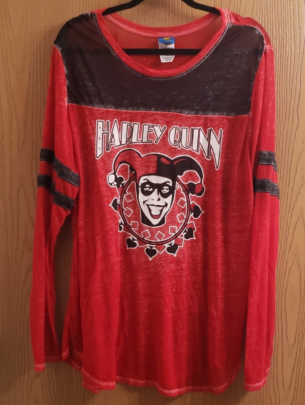 Batman Harley Quinn Red and Black Long Sleeve Tee